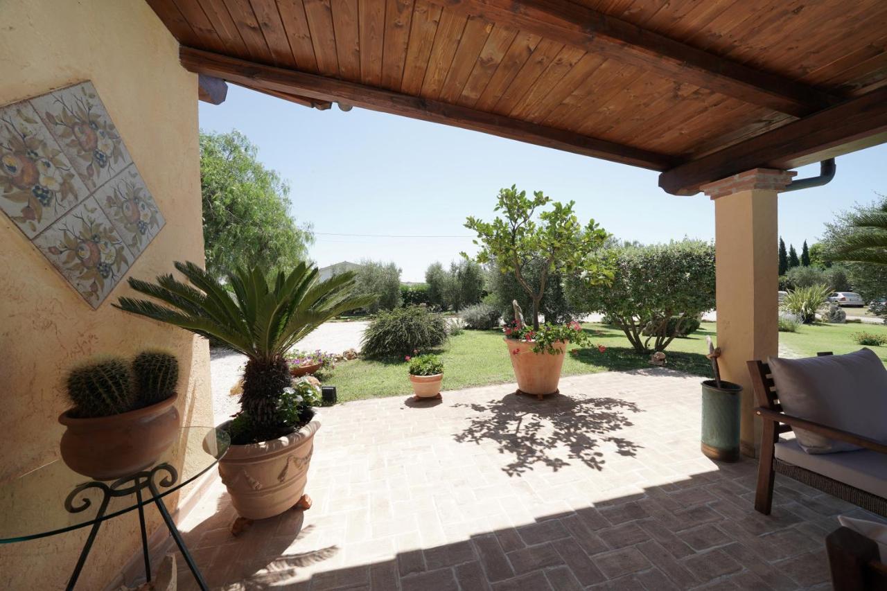 Casa Degli Ulivi Bed and Breakfast Cerveteri Exteriör bild