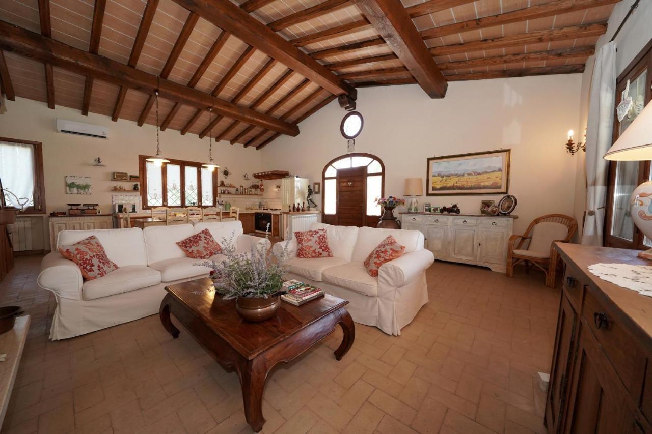 Casa Degli Ulivi Bed and Breakfast Cerveteri Exteriör bild
